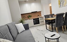 Riverside Premium Apartments In City Centre